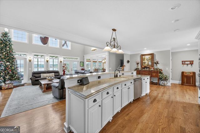 119 Springs Court N, Lizella, GA 31052