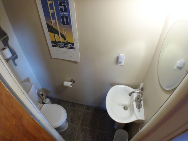 5701 Head Lake Road, Hope Twp, MI 49058