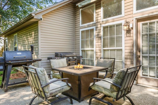 1059 Man O' War Drive, Frankfort, KY 40601