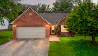 1059 Man O' War Drive, Frankfort, KY 40601