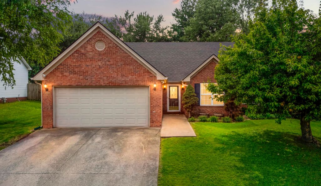 1059 Man O' War Drive, Frankfort, KY 40601