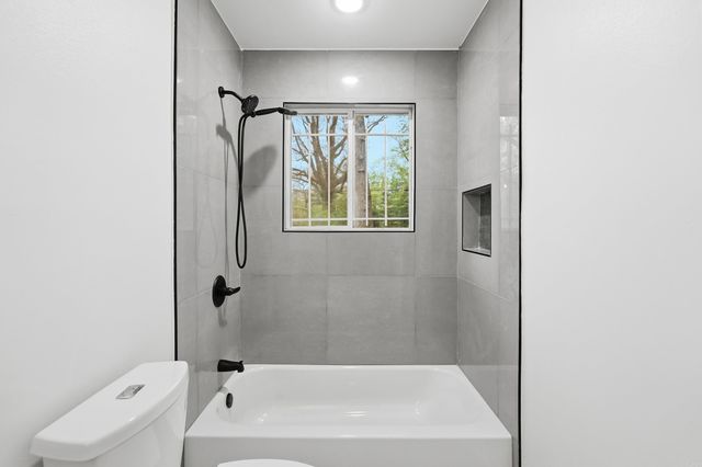 6907 W 32Nd St, Little Rock, AR 72204