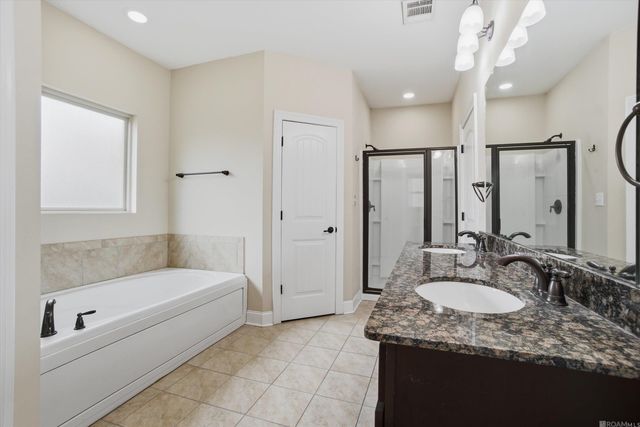 17553 Hoods Ridge Dr, Prairieville, LA 70769