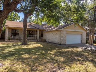 8906 Scotsman DR, Austin, TX 78750