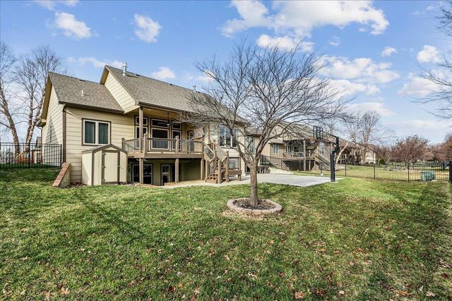 526 N Woodridge St, Wichita, KS 67206