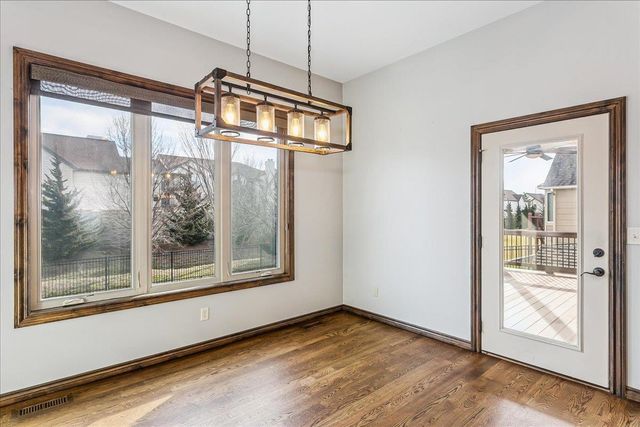 526 N Woodridge St, Wichita, KS 67206