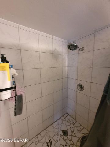 121 Village Lane, Daytona Beach, FL 32119