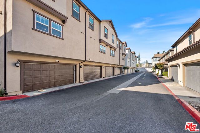 553 Grapefruit Lane, Fillmore, CA 93015