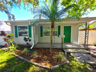 6281 1ST AVENUE N, St Petersburg, FL 33701