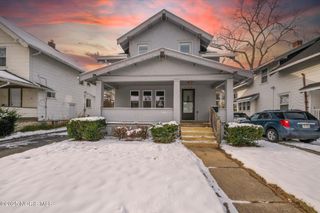 1743 Kensington Road, Toledo, OH 43607