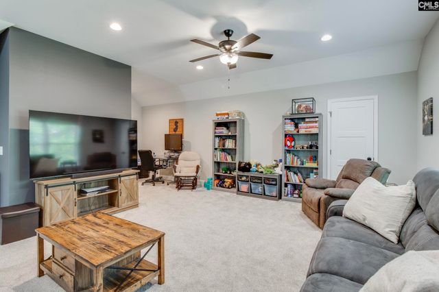823 Hunter Hill Road, Camden, SC 29020