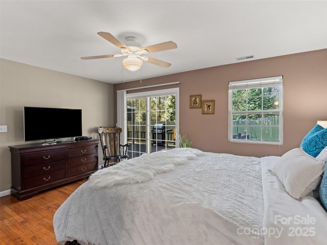 184 Aurora Drive, Asheville, NC 28805