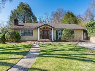184 Aurora Drive, Asheville, NC 28805