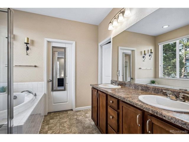 24377 E Davies Pl, Aurora, CO 80016