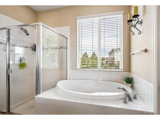 24377 E Davies Pl, Aurora, CO 80016