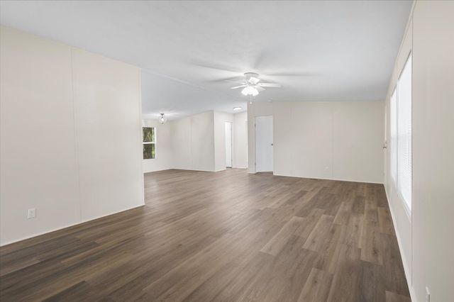 118 Cedar Ridge Drive, Eustace, TX 75124