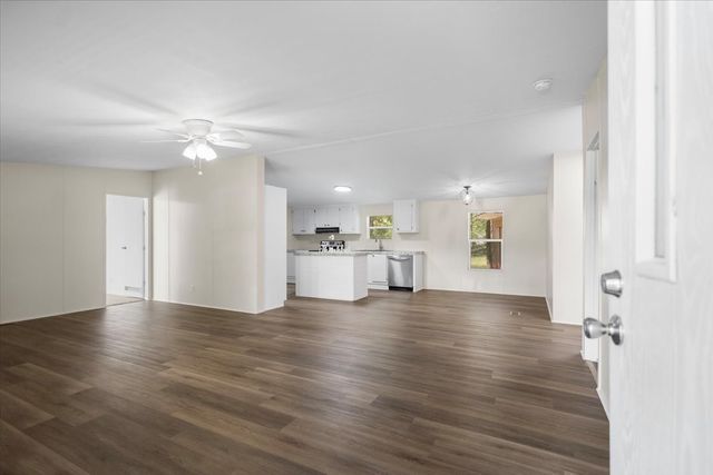 118 Cedar Ridge Drive, Eustace, TX 75124