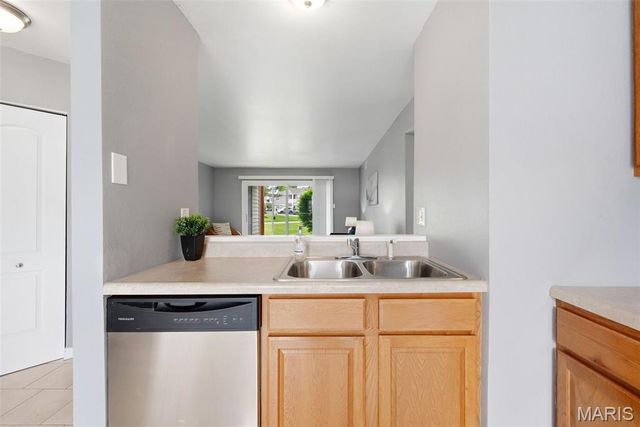 4124 Gulf Shore, Florissant, MO 63034