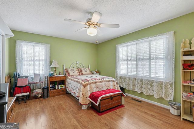 196 White Street, Dillard, GA 30537