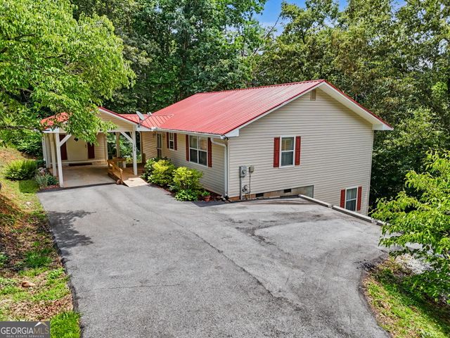 196 White Street, Dillard, GA 30537