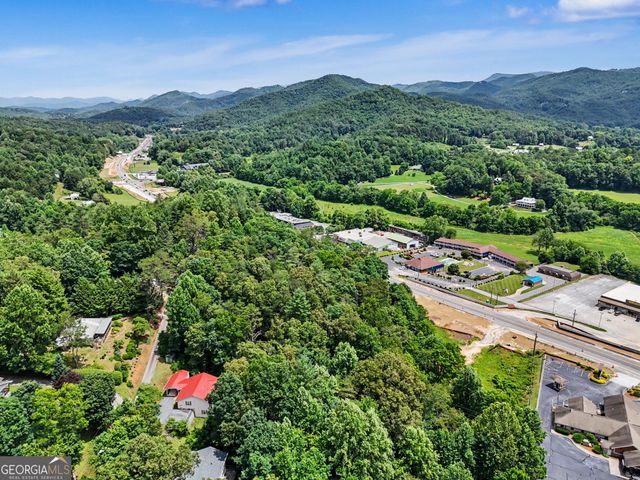 196 White Street, Dillard, GA 30537