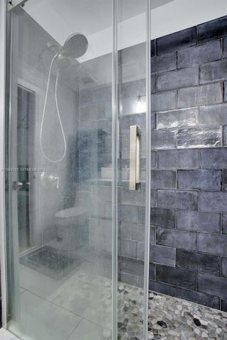 850 Sorrento Dr., Weston, FL 33326