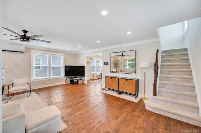 232 Locust Street, Valley Stream, NY 11581