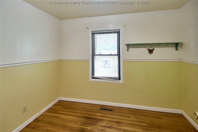 105 Sunny Brook Drive, St Albans, WV 25177