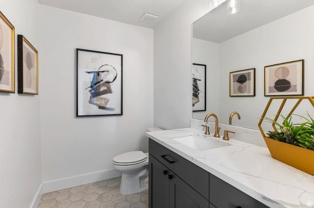 88 E WATSON DR, Saratoga Springs, UT 84045