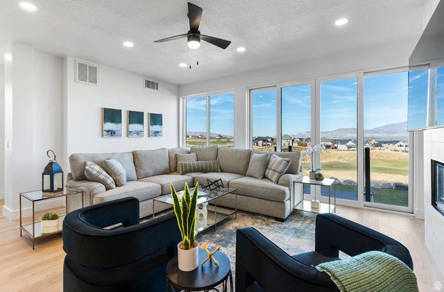 88 E WATSON DR, Saratoga Springs, UT 84045