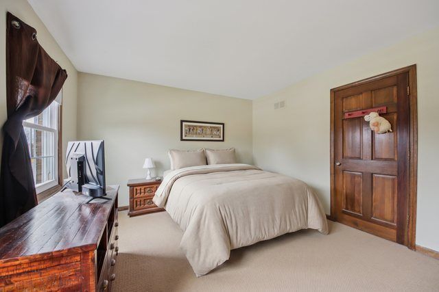 4292 White Birch Drive, Lisle, IL 60532
