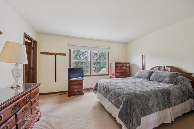 4292 White Birch Drive, Lisle, IL 60532