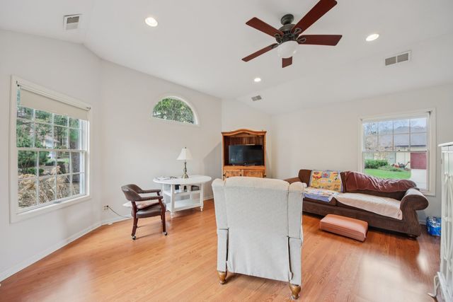 4292 White Birch Drive, Lisle, IL 60532