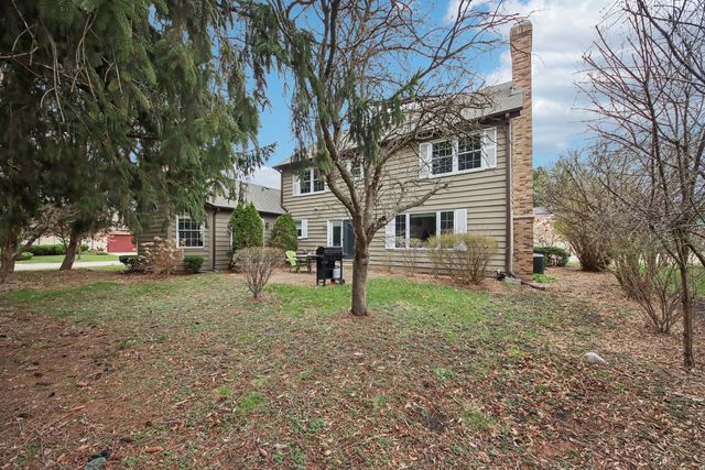 4292 White Birch Drive, Lisle, IL 60532