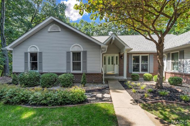 56 High Trails Drive, Eureka, MO 63025