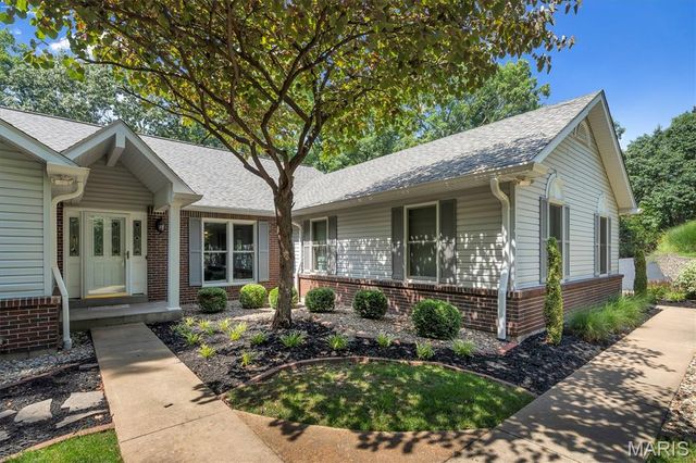 56 High Trails Drive, Eureka, MO 63025