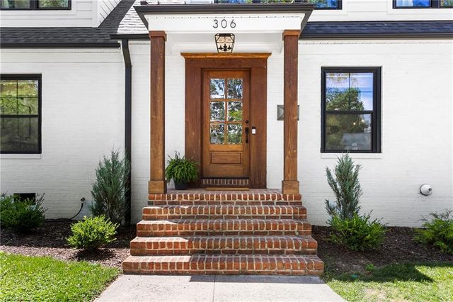 306 W Greenway S Drive, Greensboro, NC 27403