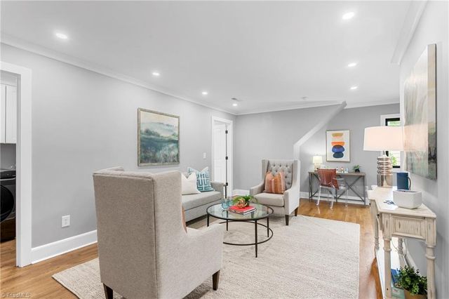 306 W Greenway S Drive, Greensboro, NC 27403