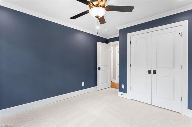 306 W Greenway S Drive, Greensboro, NC 27403