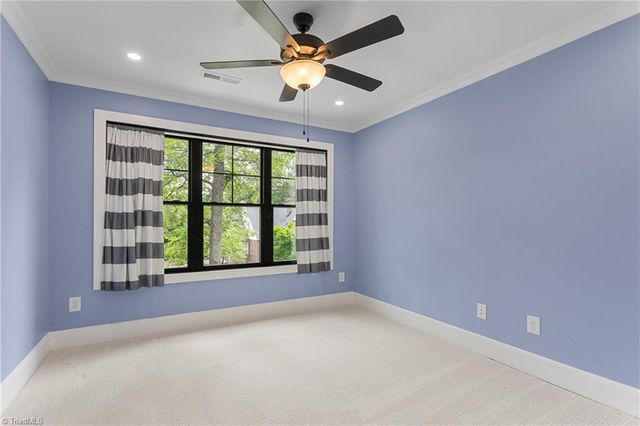 306 W Greenway S Drive, Greensboro, NC 27403