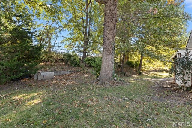 4811 Blu Fountain Drive, Godfrey, IL 62035