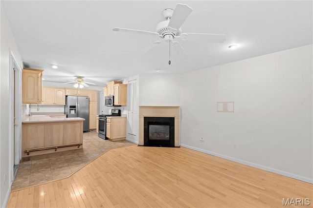 4811 Blu Fountain Drive, Godfrey, IL 62035