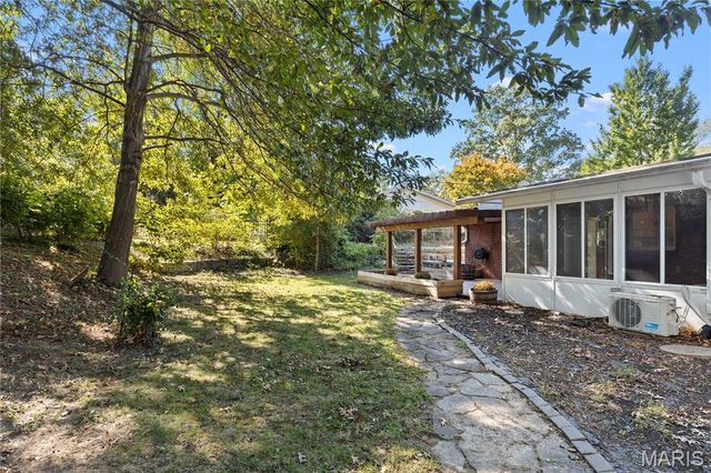 4811 Blu Fountain Drive, Godfrey, IL 62035