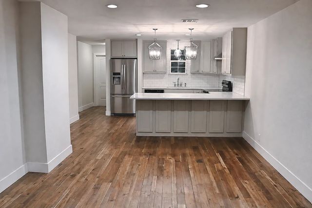 2804 W Biddison Street, Fort Worth, TX 76109