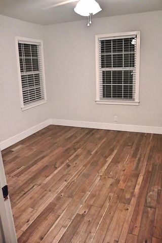2804 W Biddison Street, Fort Worth, TX 76109