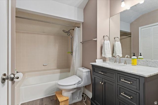 6924 S HILLSIDE VILLAGE CIR, Cottonwood Heights, UT 84121
