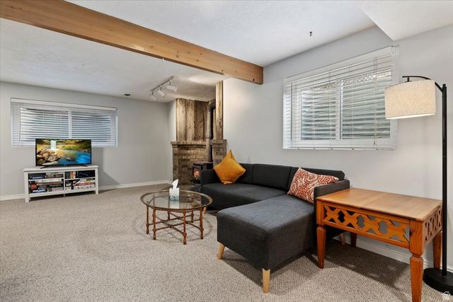 6924 S HILLSIDE VILLAGE CIR, Cottonwood Heights, UT 84121