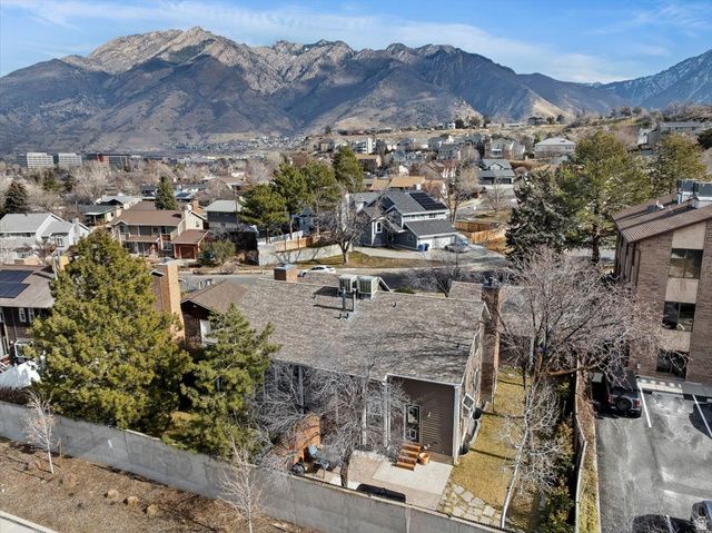 6924 S HILLSIDE VILLAGE CIR, Cottonwood Heights, UT 84121