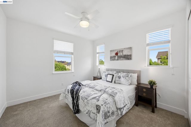 1600 Lexington Ln, Pleasanton, CA 94566