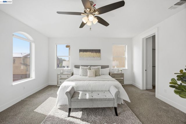 1600 Lexington Ln, Pleasanton, CA 94566